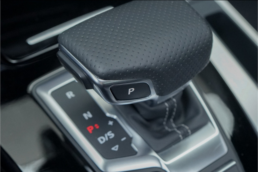 Audi Q5 Sportback 50 TFSI e S edition Pano Luchtvering Matrix 21" 1e Eig Ori NL