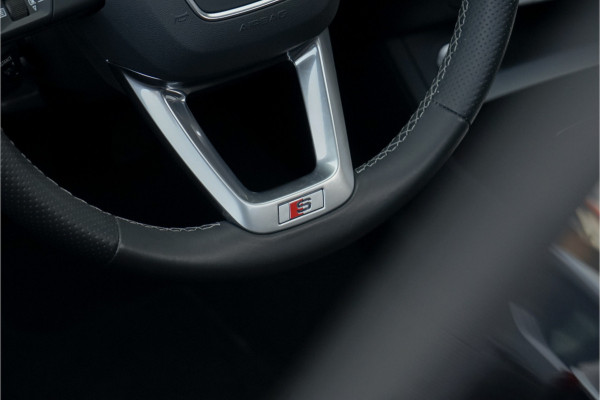 Audi Q5 Sportback 50 TFSI e S edition Pano Luchtvering Matrix 21" 1e Eig Ori NL