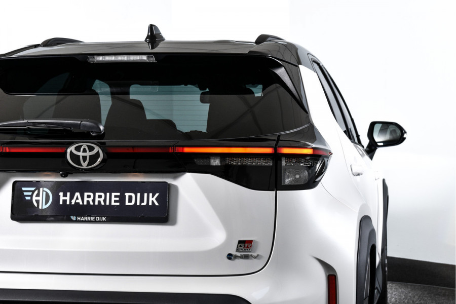Toyota Yaris Cross 1.5 Hybrid 130 GR Sport (Nieuw model) | Dig.Cockpit | Adapt.Cruise | Stoel+Stuurverw. | Camera | PDC + NAV + App.Connect (Draadloos) | ECC | LM 18" | 2210