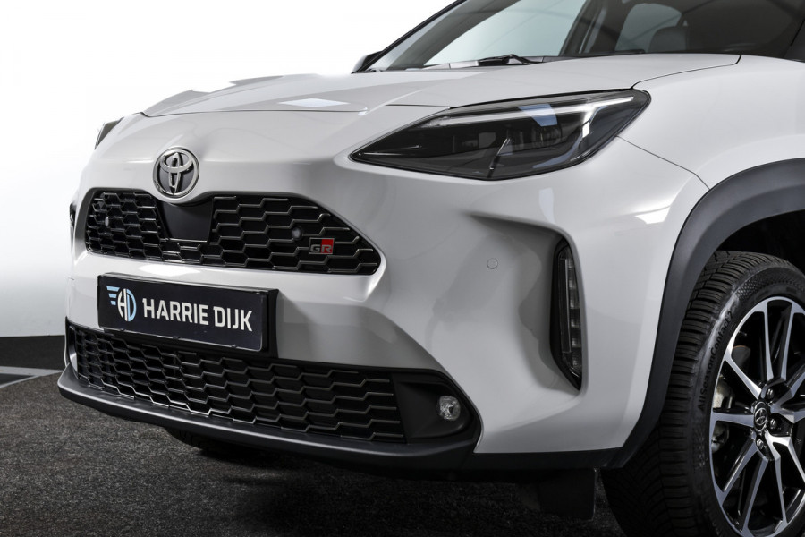 Toyota Yaris Cross 1.5 Hybrid 130 GR Sport (Nieuw model) | Dig.Cockpit | Adapt.Cruise | Stoel+Stuurverw. | Camera | PDC + NAV + App.Connect (Draadloos) | ECC | LM 18" | 2210