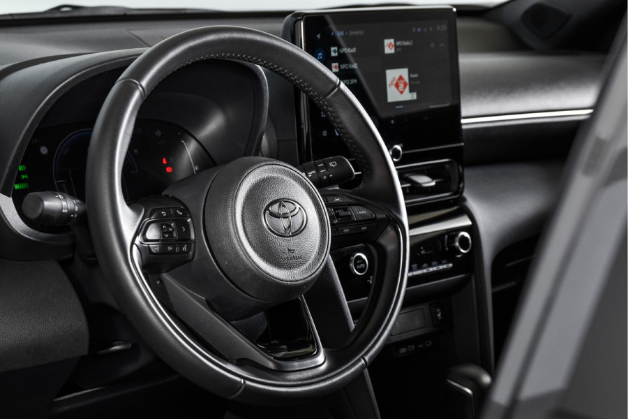 Toyota Yaris Cross 1.5 Hybrid 115 First Edition (Nieuw model) | Dig.Cockpit | Adapt.Cruise | Stoelverwarming | Camera | PDC | App.Connect | Auto.Airco | LM 17" | 3887