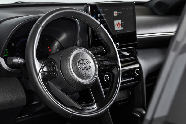 Toyota Yaris Cross 1.5 Hybrid 115 First Edition (Nieuw model) | Dig.Cockpit | Adapt.Cruise | Stoelverwarming | Camera | PDC | App.Connect | Auto.Airco | LM 17" | 8010
