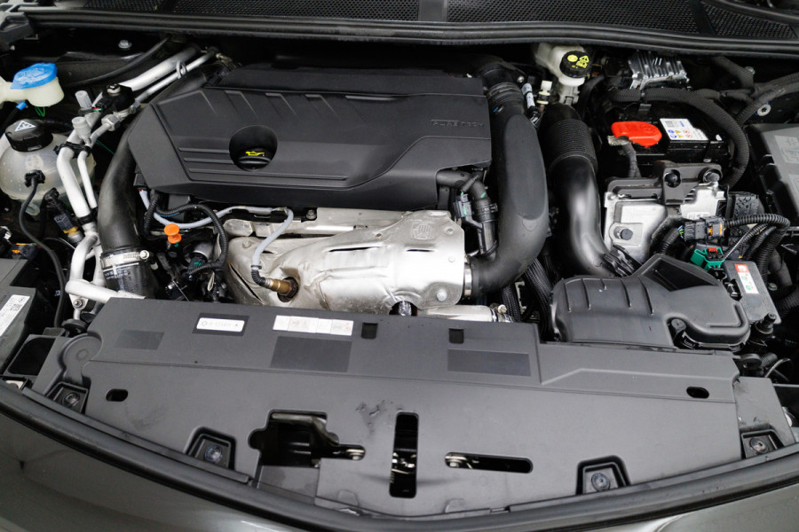Opel Astra Sports Tourer 1.6 Turbo 181 PK Plug In Hybrid Business Edition | AGR stoel | Stoel- stuur- en vooruit verwarming | Navigatie, App. connect, Camera, Adaptieve Cruise