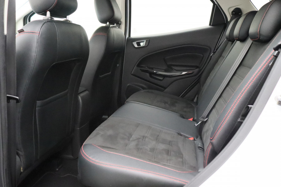 Ford EcoSport 1.0 EcoBoost ST-Line Climate, Cruise, Apple CarPlay, Camera, Trekhaak, Two-Tone, 19”