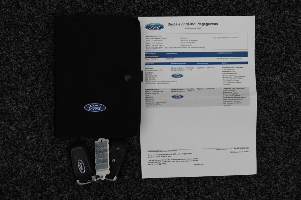 Ford EcoSport 1.0 EcoBoost ST-Line Climate, Cruise, Apple CarPlay, Camera, Trekhaak, Two-Tone, 19”
