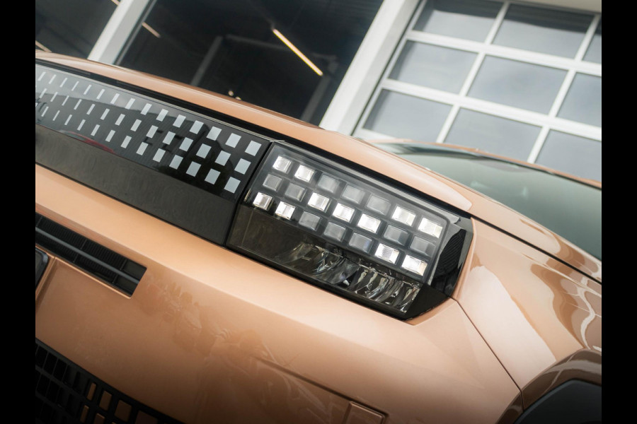 Fiat Grande Panda La Prima 11 kW 44 kWh | Uit voorraad leverbaar | Clima | Cruise | Camera | Apple Carplay | 17" | Navi | Winter Pack