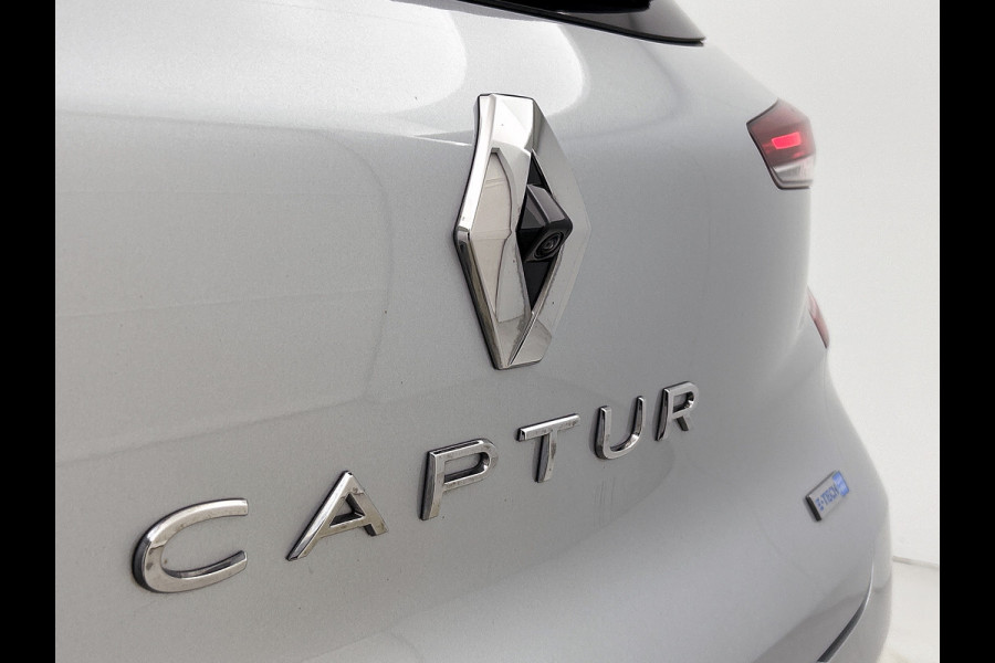 Renault Captur E-Tech plug-in hybrid 160PK techno / NAVI GROOT / 18" LM / STOELVERWARMING