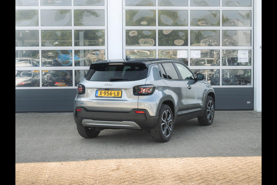 Jeep Avenger 1st Edition 54 kWh | Clima | Cruise | Adapt. Camera | Apple Carplay | BSM | 18" | Keyless | Winter Pack