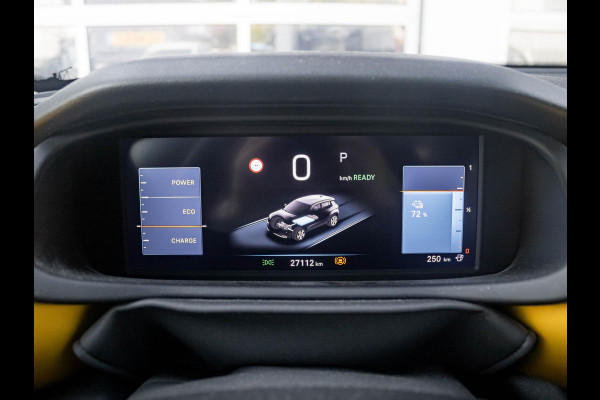 Jeep Avenger 1st Edition 54 kWh | Clima | Cruise | Adapt. Camera | Apple Carplay | BSM | 18" | Keyless | Winter Pack