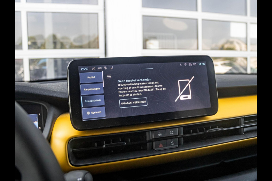 Jeep Avenger 1st Edition 54 kWh | Clima | Cruise | Adapt. Camera | Apple Carplay | BSM | 18" | Keyless | Winter Pack