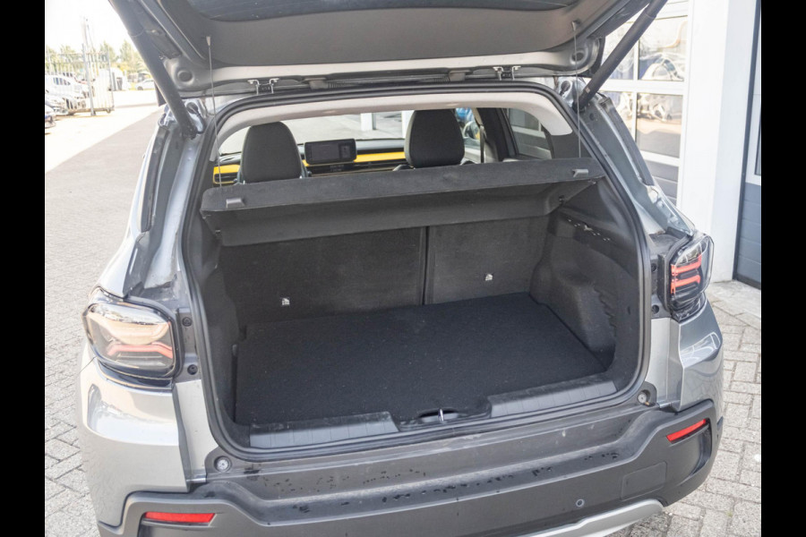 Jeep Avenger 1st Edition 54 kWh | Clima | Cruise | Adapt. Camera | Apple Carplay | BSM | 18" | Keyless | Winter Pack