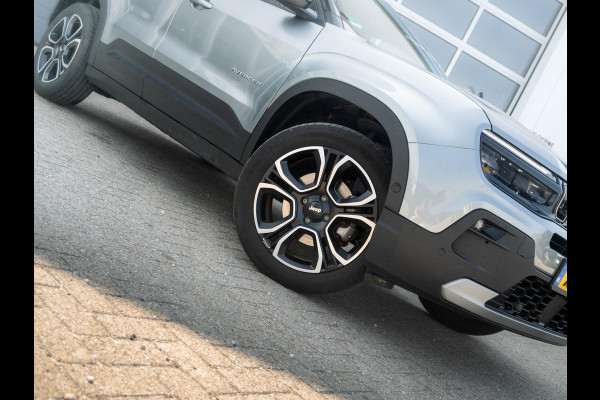 Jeep Avenger 1st Edition 54 kWh | Clima | Cruise | Adapt. Camera | Apple Carplay | BSM | 18" | Keyless | Winter Pack