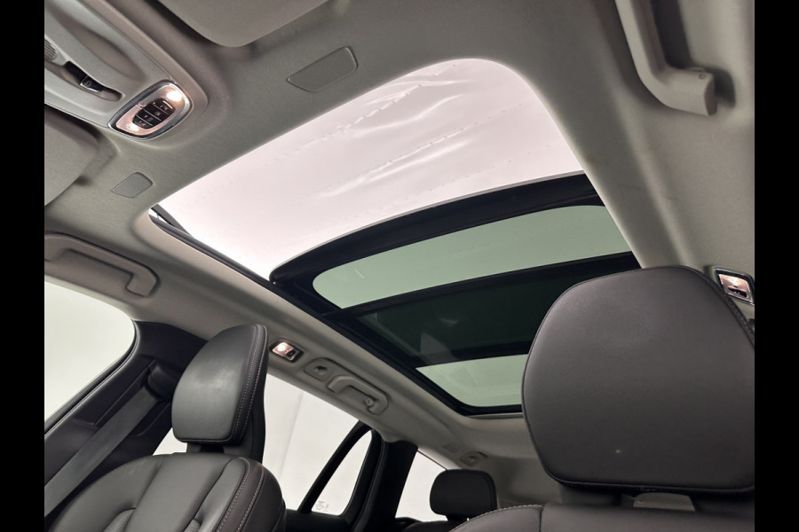 Volvo V60 2.0 T6 Plug-in hybrid AWD Plus Bright (INCL-BTW) *PANO | LUXURY-LEATHER | FULL-LED | DIGI-COCKPIT | NAVI-FULLMAP | HEATED/COOLED-SPORTSEATS | KEYLESS | MEMORY-PACK | ECC | PRIVACY-GLASS | PDC | BLIS | LANE-ASSIST | DAB | CRUISE |