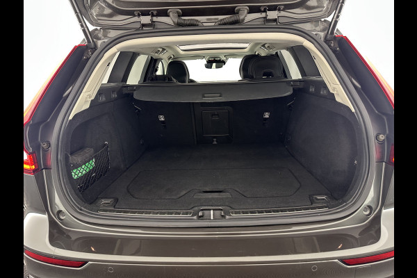 Volvo V60 2.0 T6 Plug-in hybrid AWD Plus Bright (INCL-BTW) *PANO | LUXURY-LEATHER | FULL-LED | DIGI-COCKPIT | NAVI-FULLMAP | HEATED/COOLED-SPORTSEATS | KEYLESS | MEMORY-PACK | ECC | PRIVACY-GLASS | PDC | BLIS | LANE-ASSIST | DAB | CRUISE |
