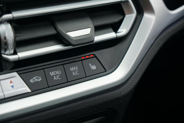 BMW 3 Serie 318i High Executive + SCHUIFDAK / LASERLIGHT / TREKHAAK / LEDER / INDIVIDUAL / DRAVITGRAU