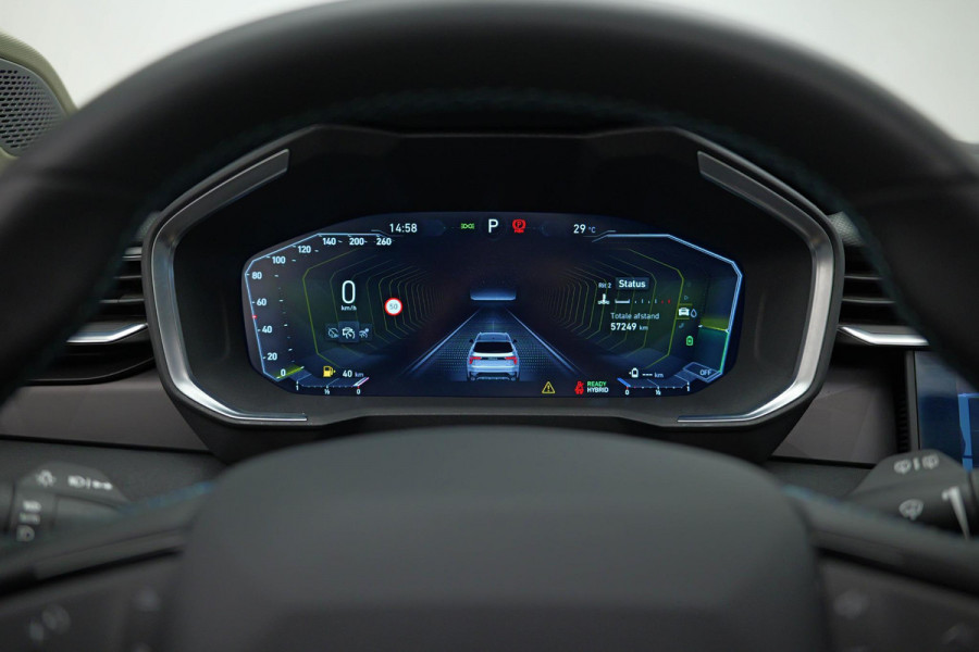 Lynk & Co 01 1.5 |Pano|360cam|Ambient|Carplay|