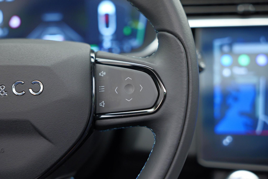 Lynk & Co 01 1.5 |Pano|360cam|Ambient|Carplay|
