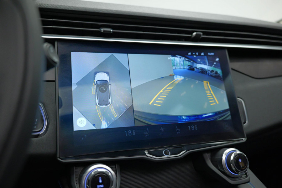 Lynk & Co 01 1.5 |Pano|360cam|Ambient|Carplay|
