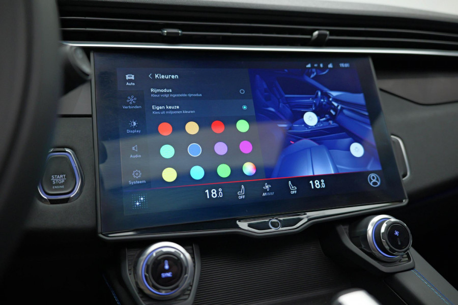 Lynk & Co 01 1.5 |Pano|360cam|Ambient|Carplay|