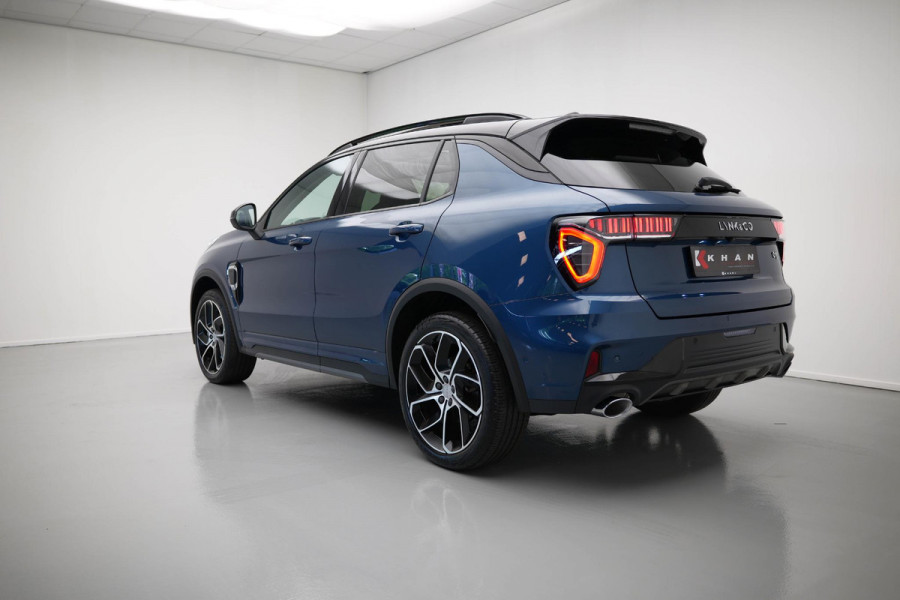 Lynk & Co 01 1.5 |Pano|360cam|Ambient|Carplay|