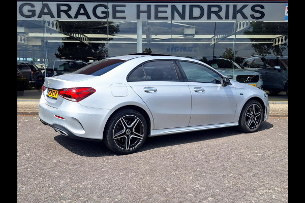 Mercedes-Benz A-Klasse 250 e Business Solution AMG-Line Automaat | Pano | Memory-Pack | Sfeer | Full LED | Trekhaak | occasion