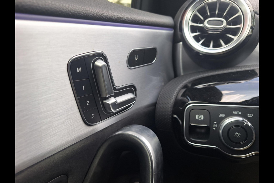 Mercedes-Benz A-Klasse 250 e Business Solution AMG-Line Automaat | Pano | Memory-Pack | Sfeer | Full LED | Trekhaak | occasion