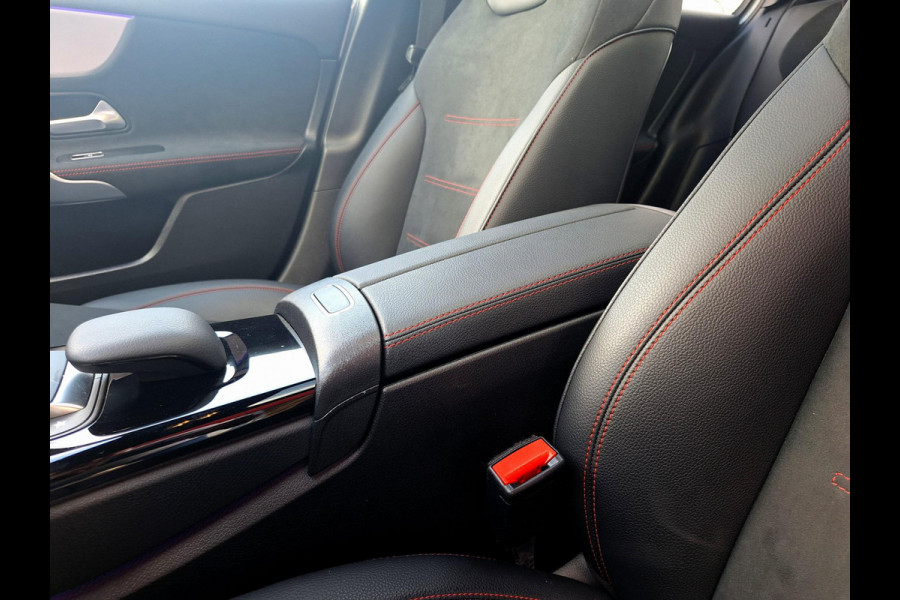 Mercedes-Benz A-Klasse 250 e Business Solution AMG-Line Automaat | Pano | Memory-Pack | Sfeer | Full LED | Trekhaak | occasion