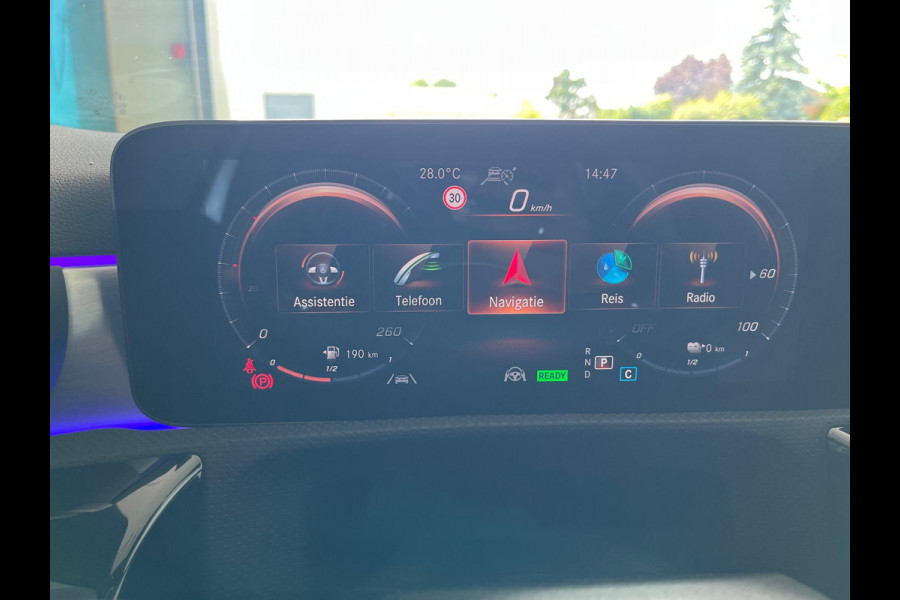 Mercedes-Benz A-Klasse 250 e Business Solution AMG-Line Automaat | Pano | Memory-Pack | Sfeer | Full LED | Trekhaak | occasion