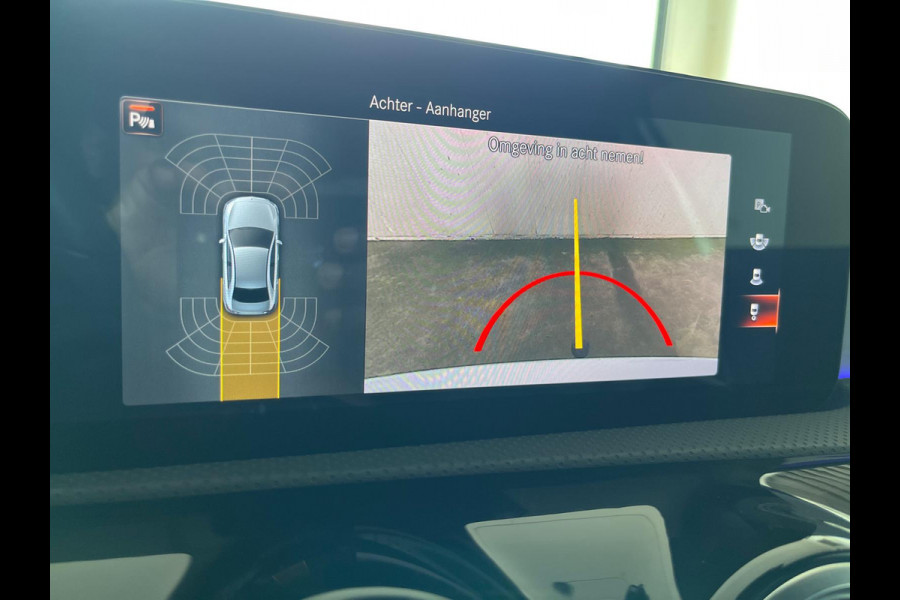 Mercedes-Benz A-Klasse 250 e Business Solution AMG-Line Automaat | Pano | Memory-Pack | Sfeer | Full LED | Trekhaak | occasion