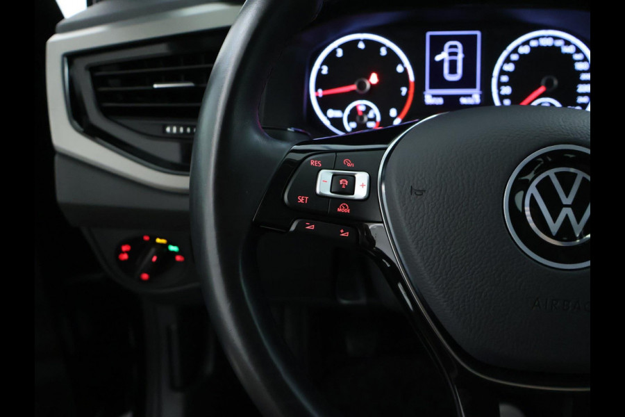 Volkswagen Polo 1.0 TSI Comfortline Business NAVI | CarPlay | dealer onderhouden