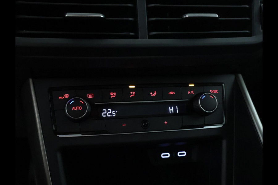 Volkswagen Polo 1.0 TSI Comfortline Business NAVI | CarPlay | dealer onderhouden