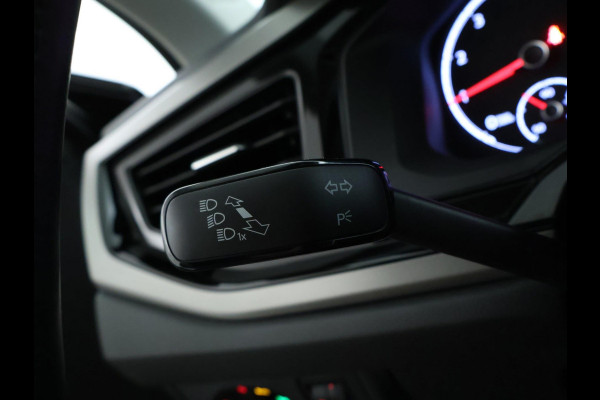 Volkswagen Polo 1.0 TSI Comfortline Business NAVI | CarPlay | dealer onderhouden