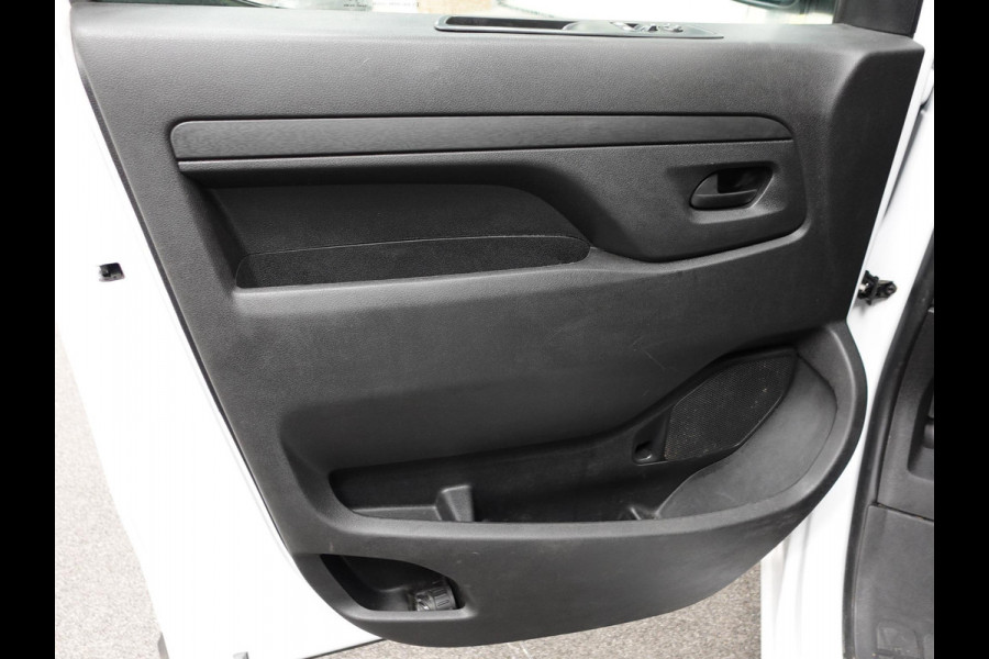 Opel Vivaro 2.0 CDTI Aut. 145 pk L3H1 Edition 3-zits Airco Navi Bluetooth Trekhaak