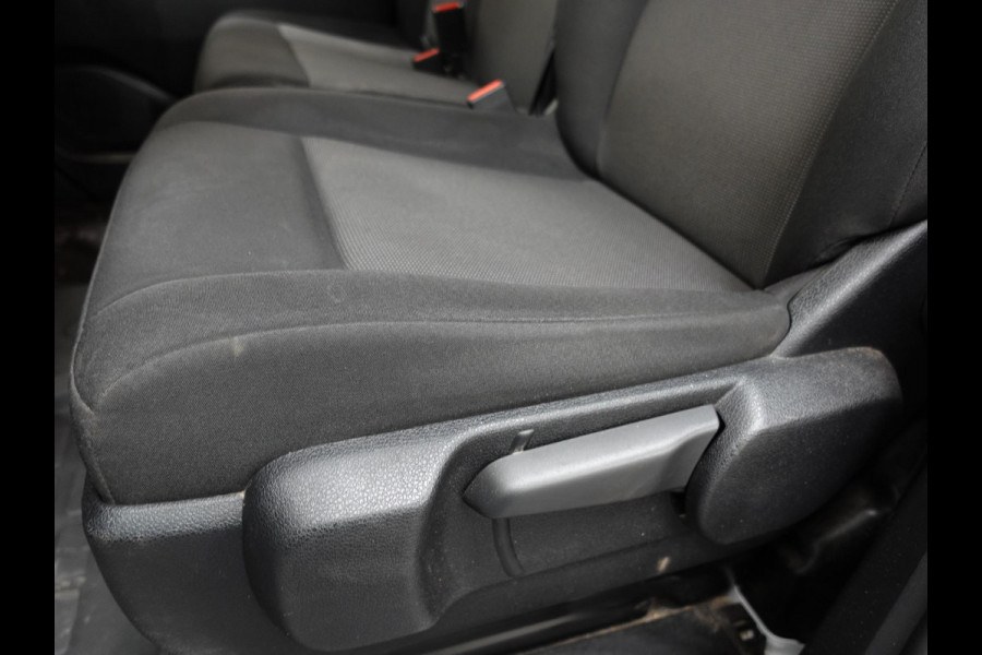 Opel Vivaro 2.0 CDTI Aut. 145 pk L3H1 Edition 3-zits Airco Navi Bluetooth Trekhaak