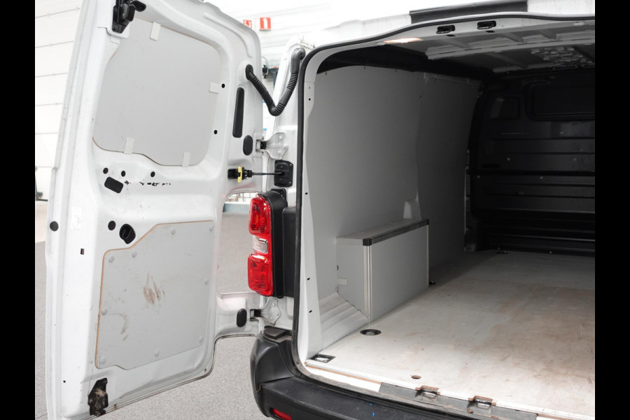 Opel Vivaro 2.0 CDTI Aut. 145 pk L3H1 Edition 3-zits Airco Navi Bluetooth Trekhaak