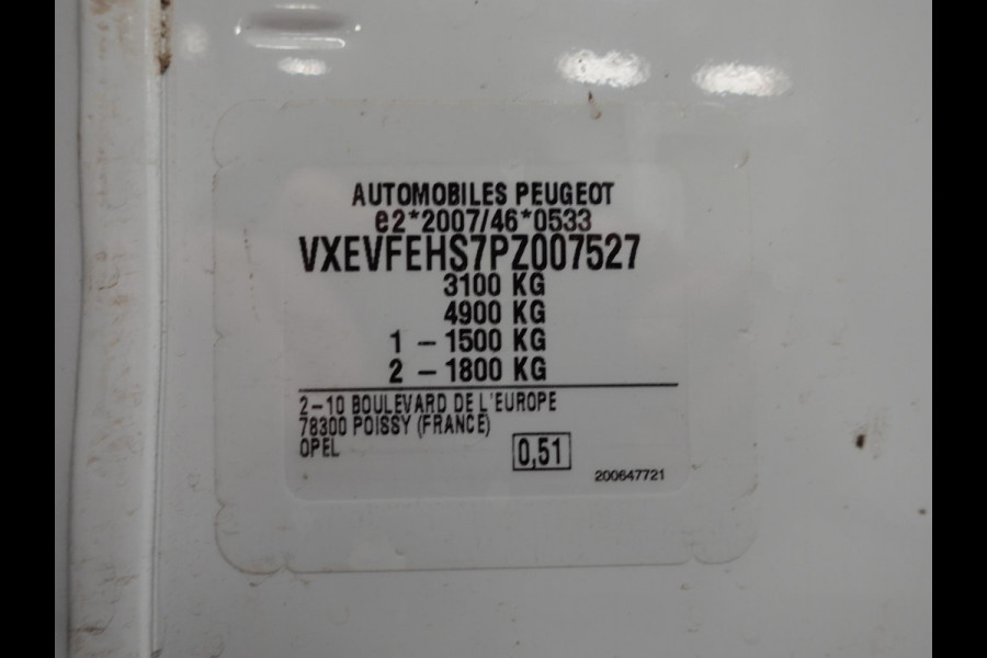 Opel Vivaro 2.0 CDTI Aut. 145 pk L3H1 Edition 3-zits Airco Navi Bluetooth Trekhaak