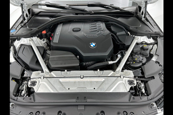 BMW 4 Serie Coupé 430i High Executive M-SPORT CAMERA AD-CRUISE LEER-ALCANTARA