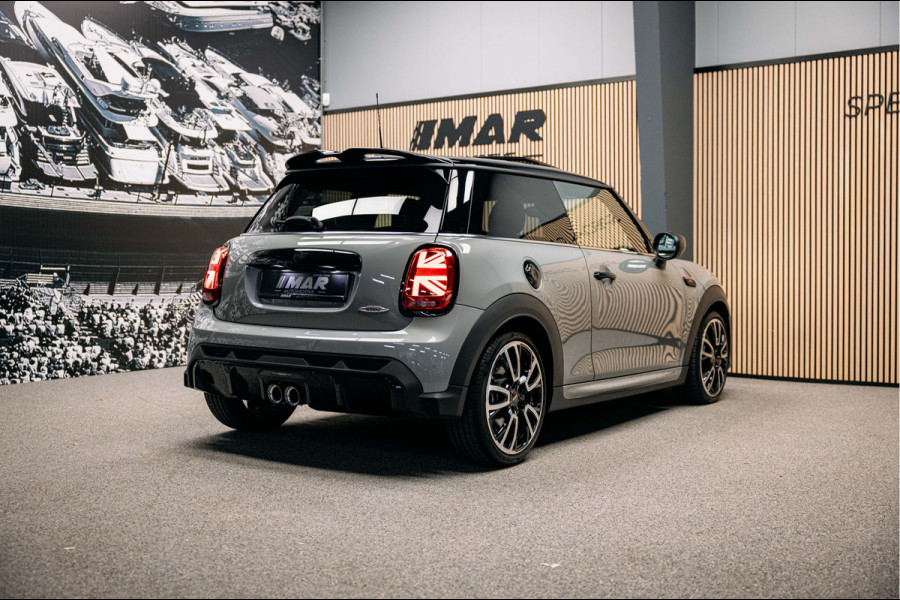 MINI Mini 2.0 John Cooper Works JCW Pack | Head-up | Stoelverwarming | Pano | Leder |