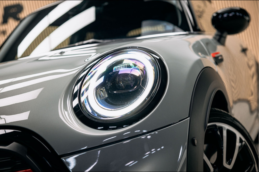 MINI Mini 2.0 John Cooper Works JCW Pack | Head-up | Stoelverwarming | Pano | Leder |