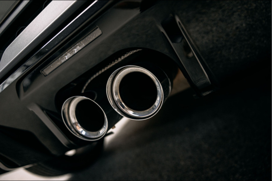 MINI Mini 2.0 John Cooper Works JCW Pack | Head-up | Stoelverwarming | Pano | Leder |