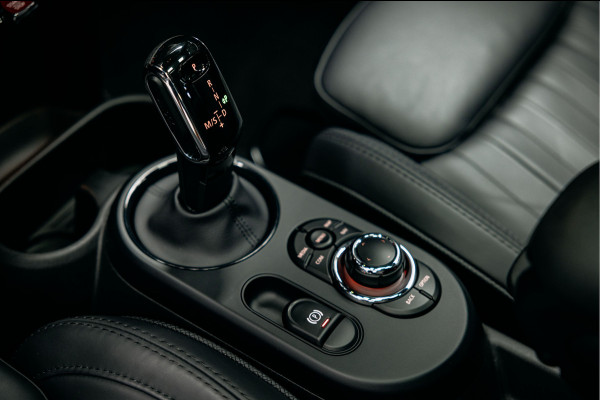 MINI Mini 2.0 John Cooper Works JCW Pack | Head-up | Stoelverwarming | Pano | Leder |