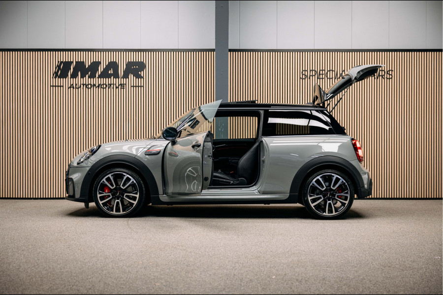 MINI Mini 2.0 John Cooper Works JCW Pack | Head-up | Stoelverwarming | Pano | Leder |