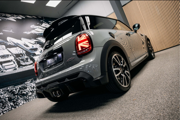 MINI Mini 2.0 John Cooper Works JCW Pack | Head-up | Stoelverwarming | Pano | Leder |