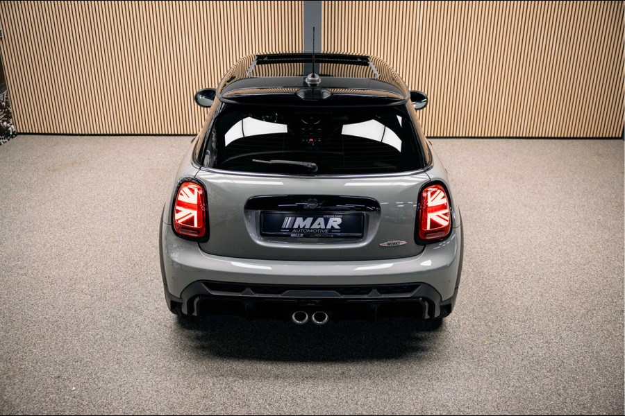 MINI Mini 2.0 John Cooper Works JCW Pack | Head-up | Stoelverwarming | Pano | Leder |