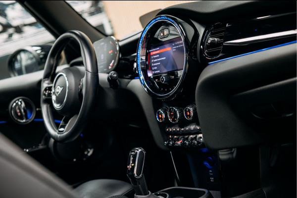 MINI Mini 2.0 John Cooper Works JCW Pack | Head-up | Stoelverwarming | Pano | Leder |