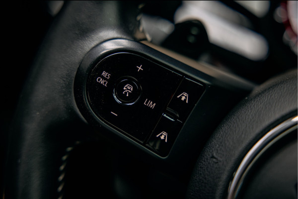 MINI Mini 2.0 John Cooper Works JCW Pack | Head-up | Stoelverwarming | Pano | Leder |