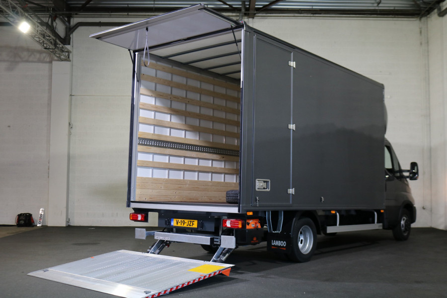 Iveco Daily 40C18 3.0 Automaat Meubelbak met Laadklep Automaat (Nieuw Model)