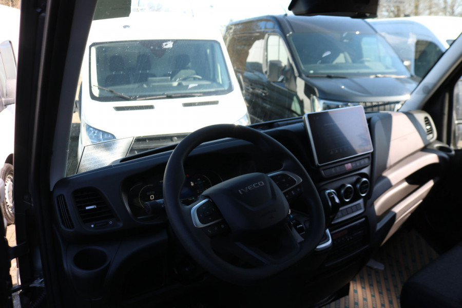 Iveco Daily 40C18 3.0 Automaat Meubelbak met Laadklep Automaat (Nieuw Model)