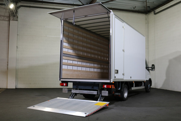 Iveco Daily 40C18 3.0 Bakwagen met Laadklep Automaat (Nieuw Model)