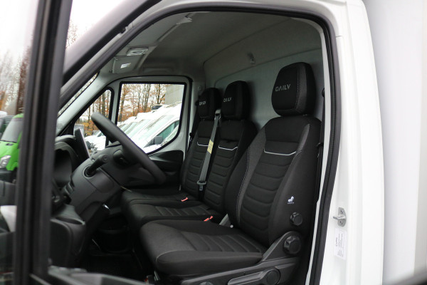 Iveco Daily 40C18 3.0 Bakwagen met Laadklep Automaat (Nieuw Model)